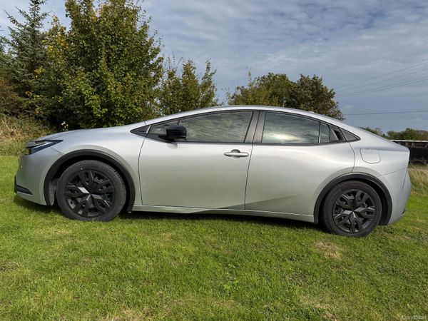 Toyota Prius 2023 1.8L petrol Automatic 399765177