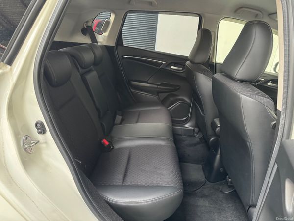 🚗 2014 Honda FIT / JAZZ 1.5 HYBRID AUTOMATIC 399779957