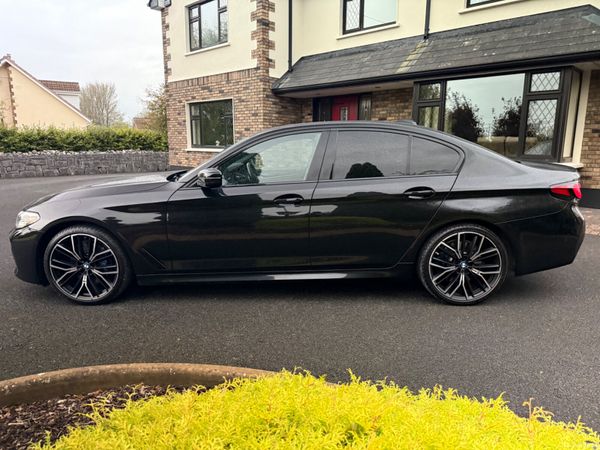 Now Reserved! Stunning 221 BMW 520d M-Sport! 399799587