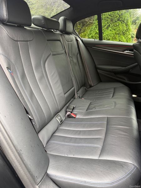 Now Reserved! Stunning 221 BMW 520d M-Sport! 399799621