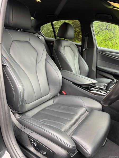Now Reserved! Stunning 221 BMW 520d M-Sport! 399799623
