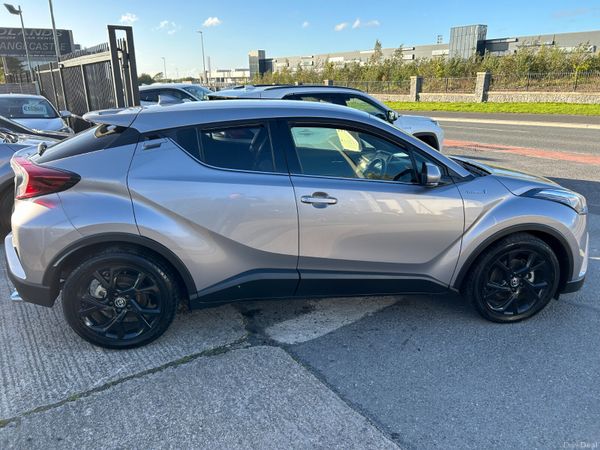 TOYOTA C-HR 2019, 1.8 HYBRID AUTO LOW KM HIGH SPEC 399706233
