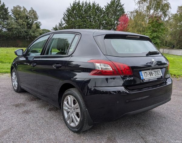 Peugeot 308 Active 2017 /Reverse camera/ Low Kms 399711295