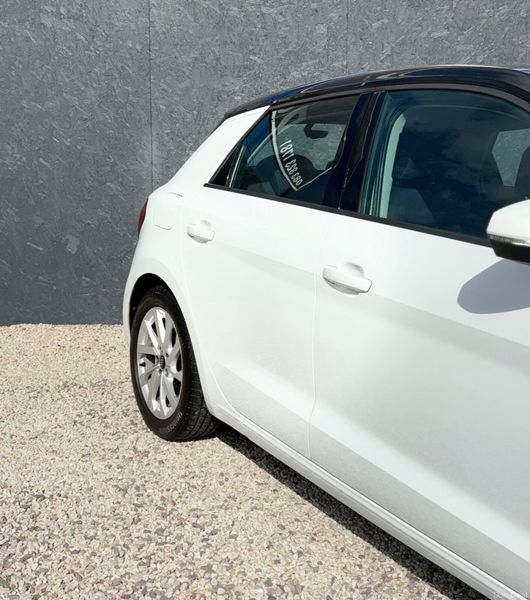 2021 Audi A1 SE, 3 of 23