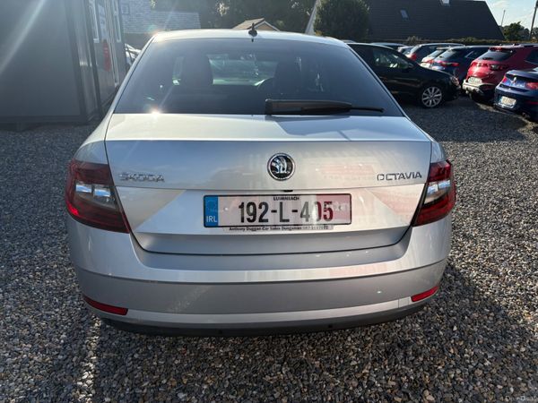 192 Skoda Octavia 1.0tsi Soliel 399717177