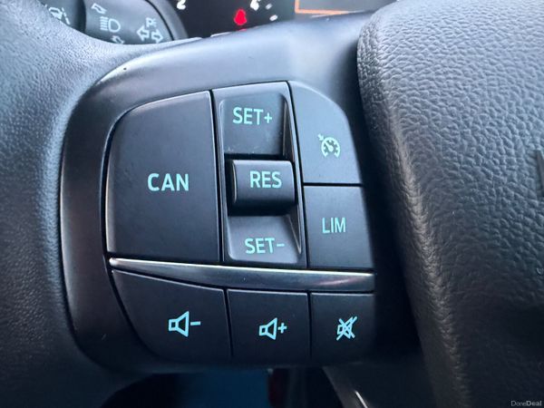 Ford Focus TITANIUM X 399718141