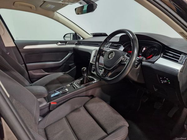 Volkswagen Passat Comfortline  142k KM NCT 2028 399718495