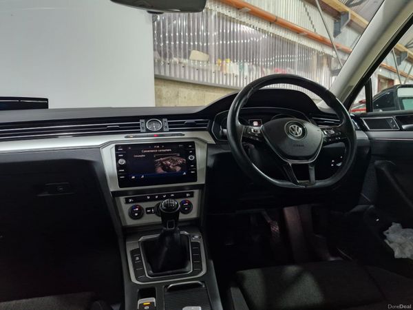 Volkswagen Passat Comfortline  142k KM NCT 2028 399718497