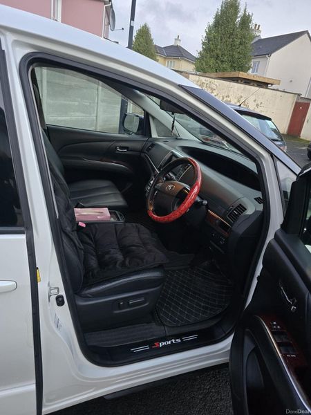 Toyota Estima 2012 399848587