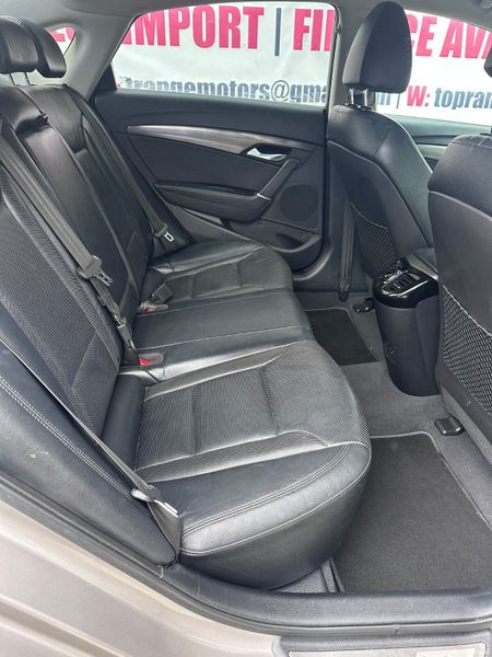 Hyundai i40 2016 399853595