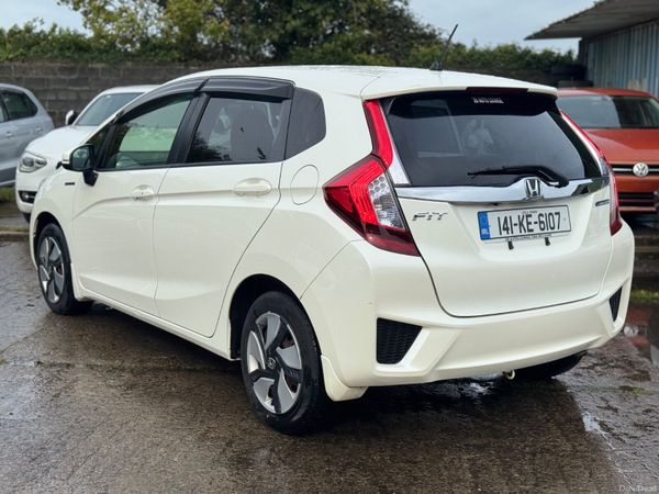 HONDA FIT 1.5L Hybrid Automatic 76000KM ONLY 399867985