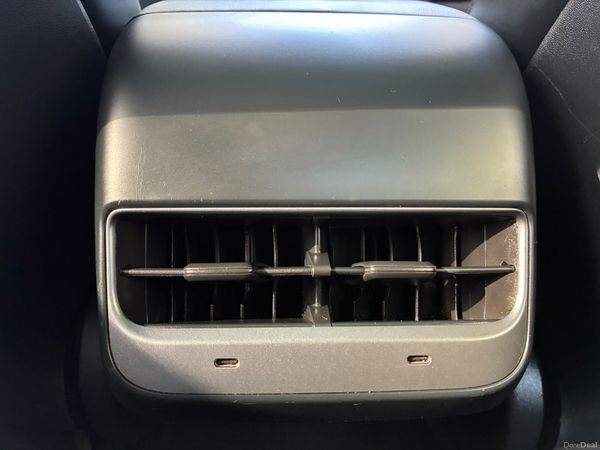 Tesla Model 3 2021 399800021
