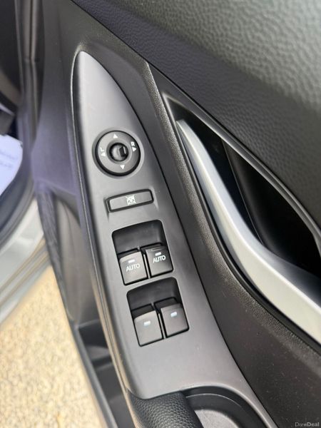 Hyundai ix20 2020 DELUXE ** DRIVES LIKE NEW ** 399818579