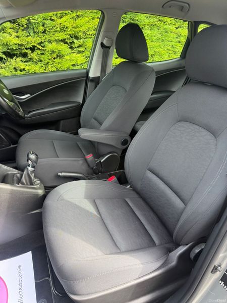 Hyundai ix20 2020 DELUXE ** DRIVES LIKE NEW ** 399818609