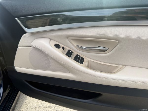 BMW 5-Series 2013 399838785