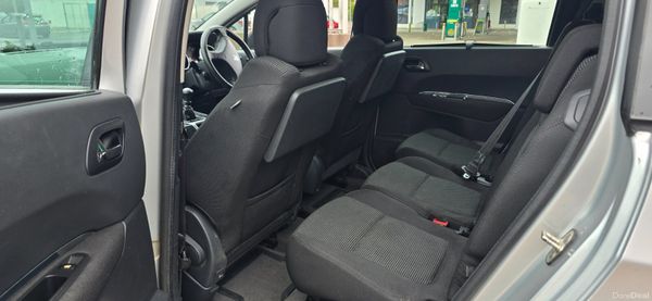 Peugeot 5008 2012 Fully serviced 7 seats 399992969