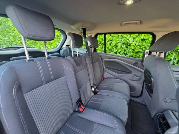 2011 Ford Grand C-Max 1.6 TDCi Titanium – 7 Seater 399997371