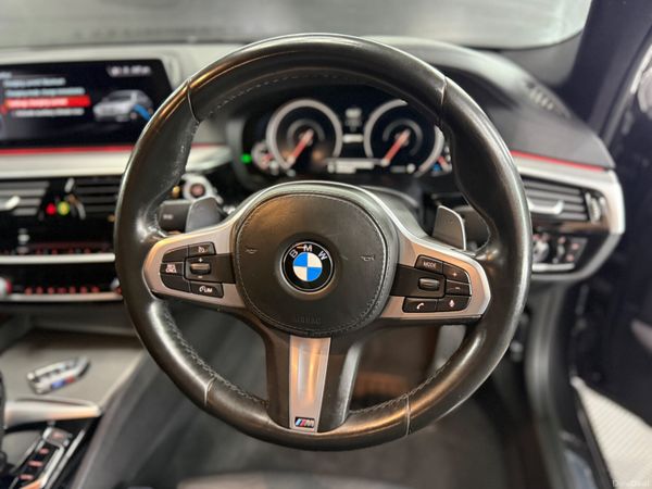 ◼️2017 BMW 530e M-SPORT◼️ 399902901