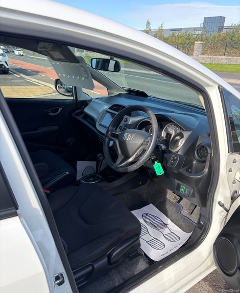 2013 Honda Fit 1.3 Hybrid Automatic 399928697