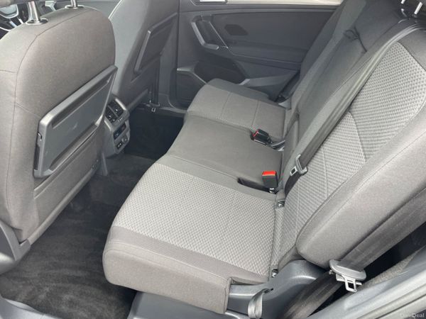Volkswagen Tiguan Allspace 305342567