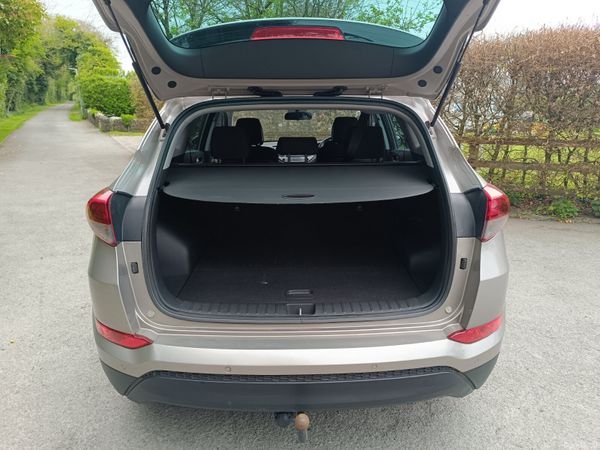 Hyundai Tucson 1.7 D Comfort Plus 306048143