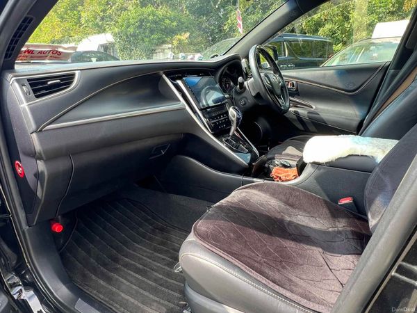 181 TOYOTA HARRIER HYBRID BODY KIT 313210972