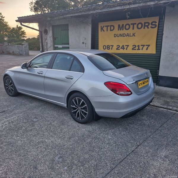 Low Mileage Mercedes-Benz C-220d 315059419