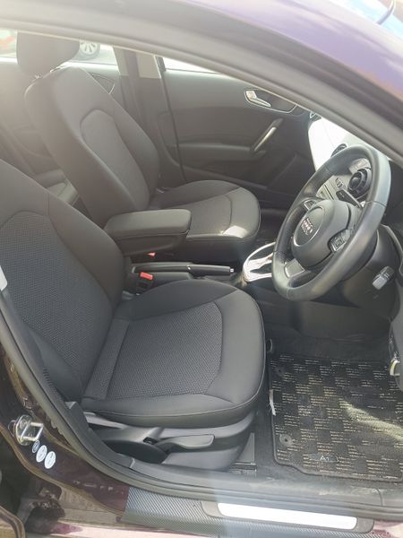 Audi A1 2013 319320017