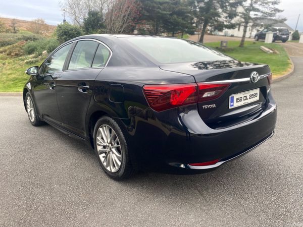 Toyota Avensis 2.0D4D Busniess Edition 324043982