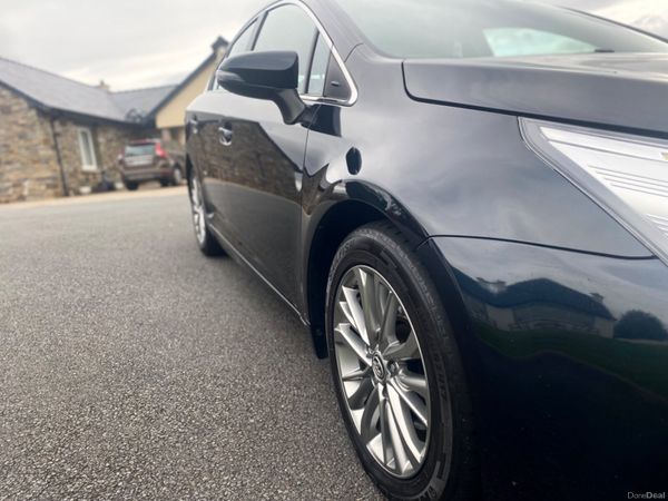 Toyota Avensis 2.0D4D Busniess Edition 324043987