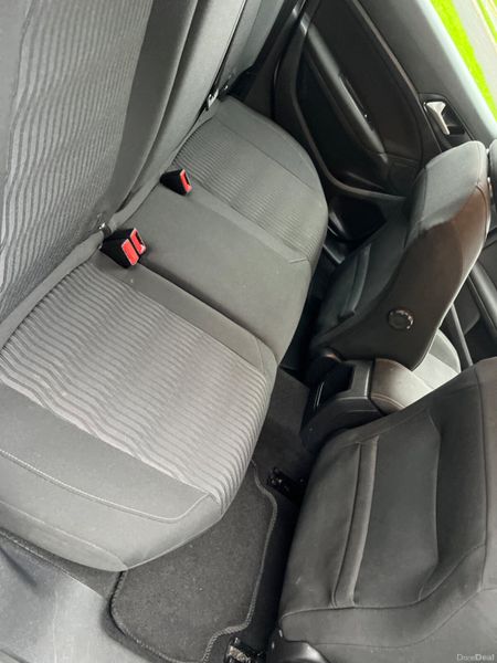 Peugeot 308 2017 325784711