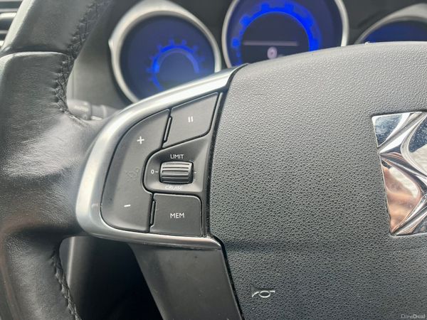 DS Automobiles DS 4 2015 326302433