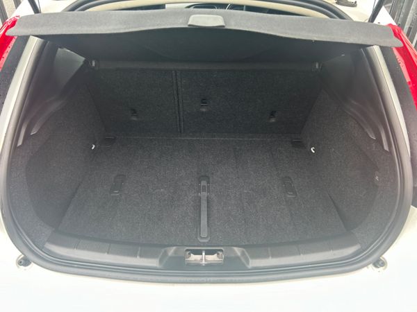 Volvo V40 2015 328297069