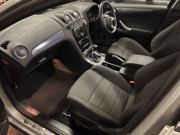 Ford Mondeo 2011 2.0TDCi 140PS Titanium 328881477