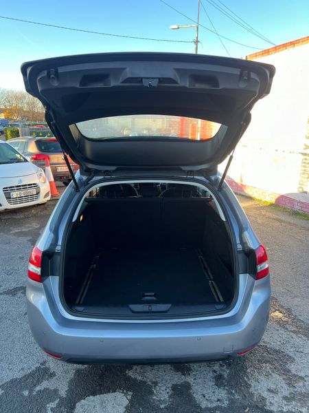 Peugeot 308 Active 1.5HDi NCT 329021953