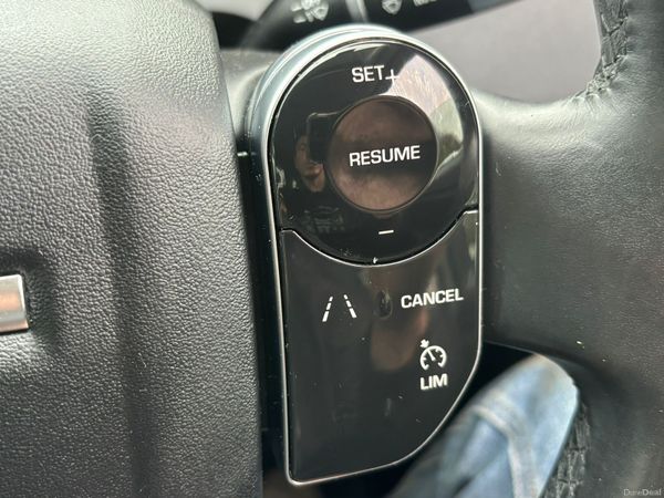 2020(201) Land Rover Discovery Sport 7 Seat 335099555