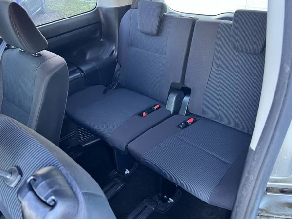 182 Toyota Voxy Hybrid Power Door 336047459