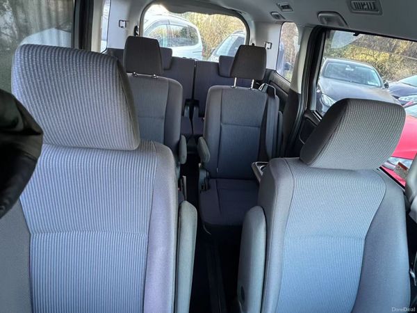 182 Toyota Voxy Hybrid Power Door 336047472