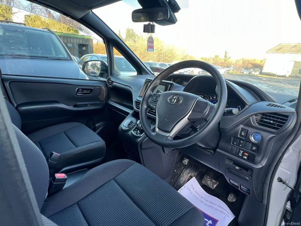 182 Toyota Voxy Hybrid Power Door 336047473