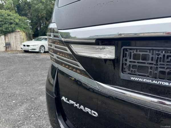 2014 TOYOTA ALPHARD HYBRID 7 seats 400040567