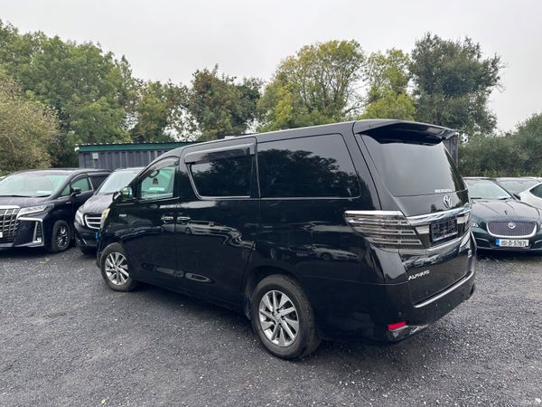 2014 TOYOTA ALPHARD HYBRID 7 seats 400040569
