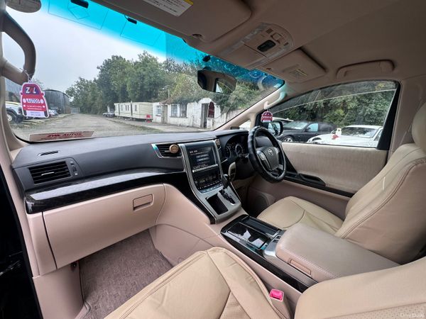 2014 TOYOTA ALPHARD HYBRID 7 seats 400040573