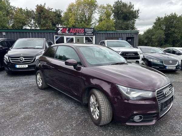 17 Audi A1  1.0 400041483