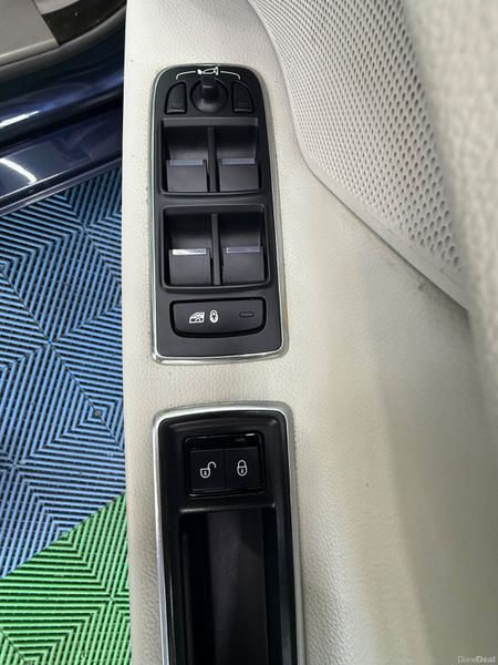 Jaguar XF 2016 - AA Approved 1 Year Warranty 400052913