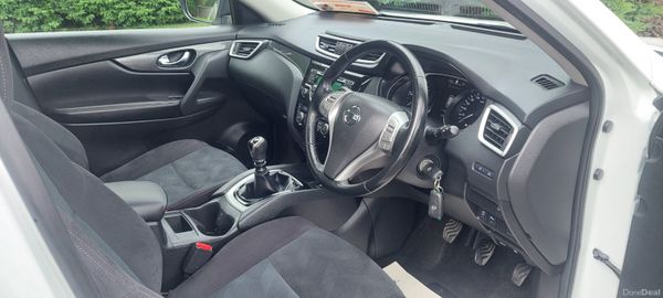 Nissan X-Trail 2016. 7 Seater 400053467