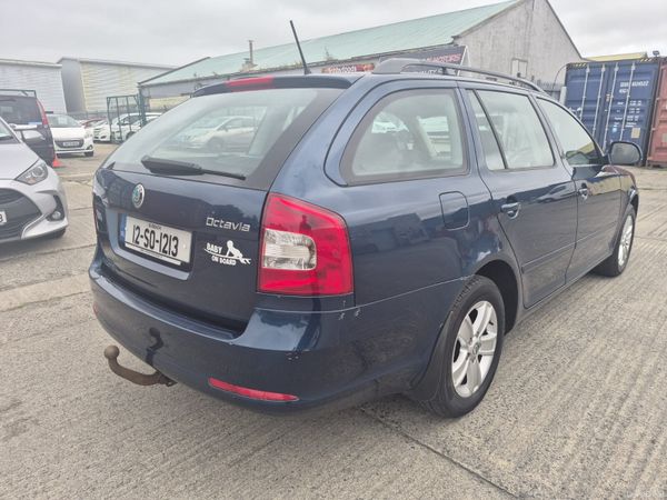 2012 Skoda Octavia  Manual 400060849