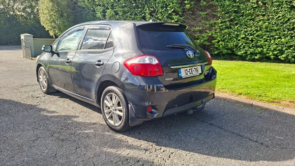 Toyota Auris 2012 400069663