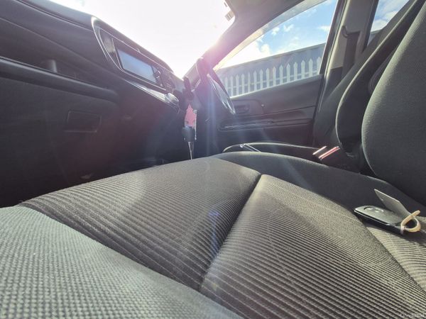 2016 Toyota Aqua 400070115