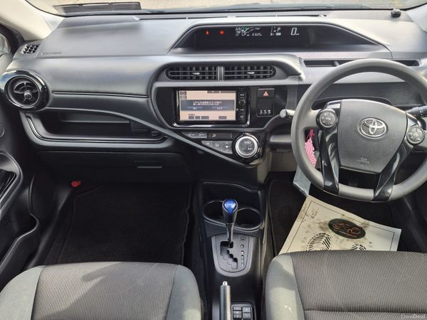 2016 Toyota Aqua 400070131