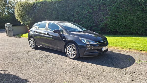 Opel Astra 2016. Petrol 400070585
